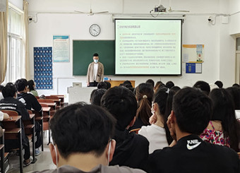 金沙威尼斯举办小型双选会