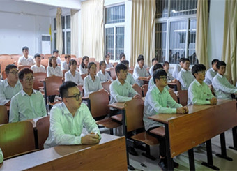 “喜迎党的二十大 观红色电影 忆往昔峥嵘”—金沙威尼斯党总支组织观看电影《狙击手》