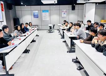 访企拓岗促就业 提质增效共发展—— 我院前往安徽精卓光显科技责任有限公司开展访企拓岗促就业工作